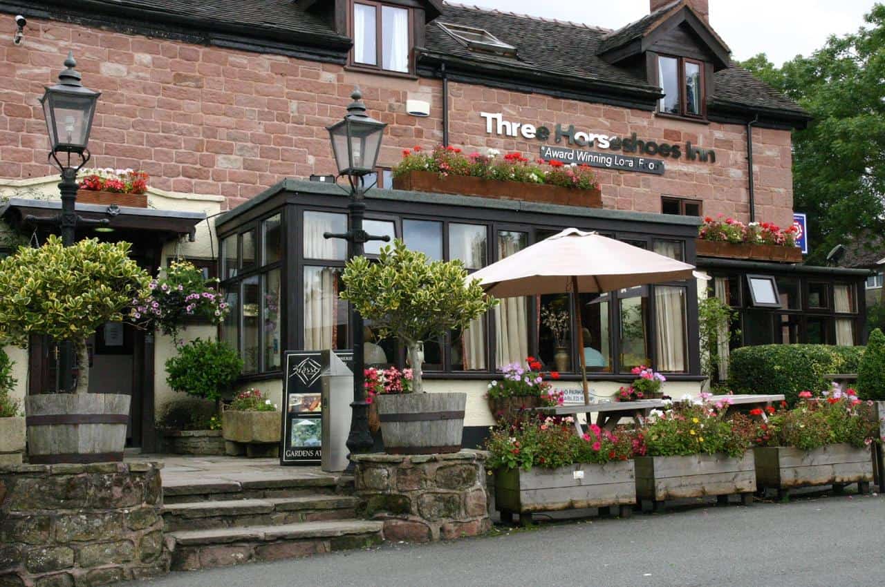 The Three Horseshoes