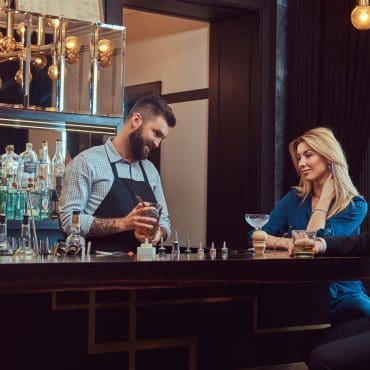 Bakersfield Hookup | Where to Pick Up and Date Girls in Bakersfield