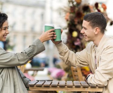 Hookup couple in a cafe