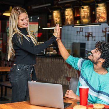 Cambridge Hookup | Where to Pick Up and Date Girls in Cambridge