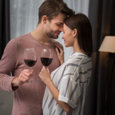 Rockford Hookup | Where to Pick Up and Date Girls in Rockford
