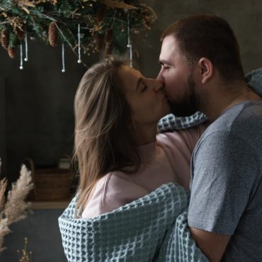 Tulsa Hookup | Where to Pick Up and Date Girls in Tulsa